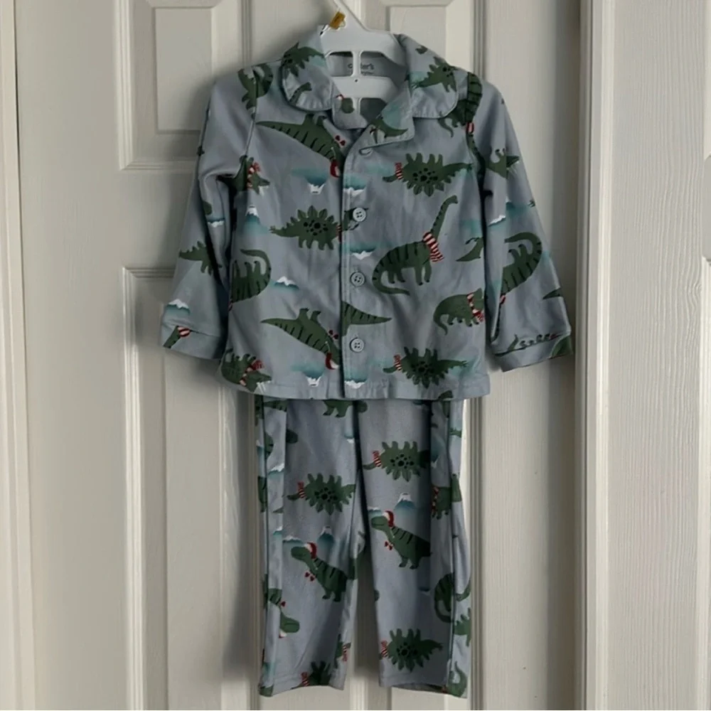 Carters Dinosaur 2T pajamas